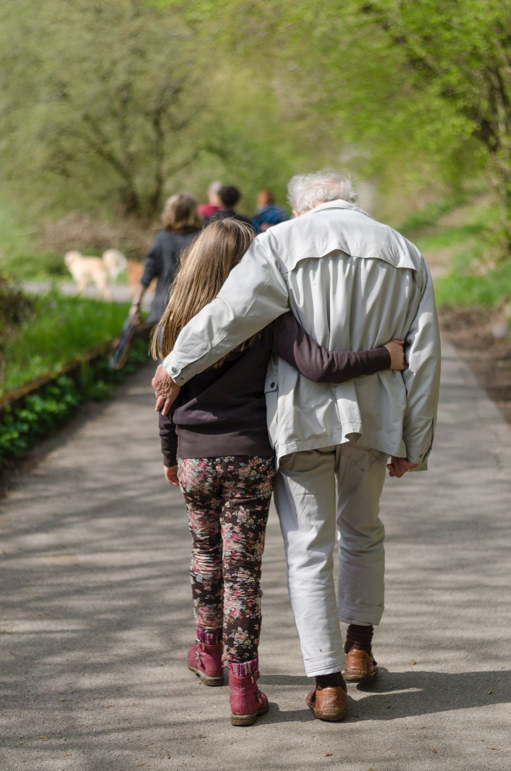 Pflegefall zu Hause - Tipps für pflegende Angehörige Beitragsbild